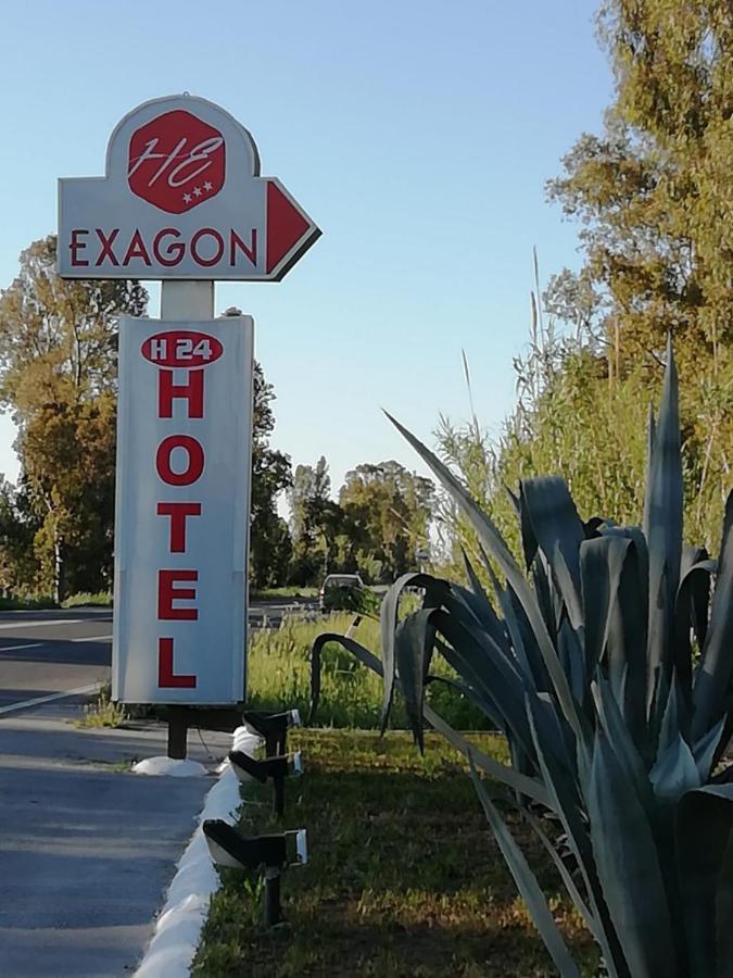 Hotel Exagon Flower Castel Volturno Eksteriør billede